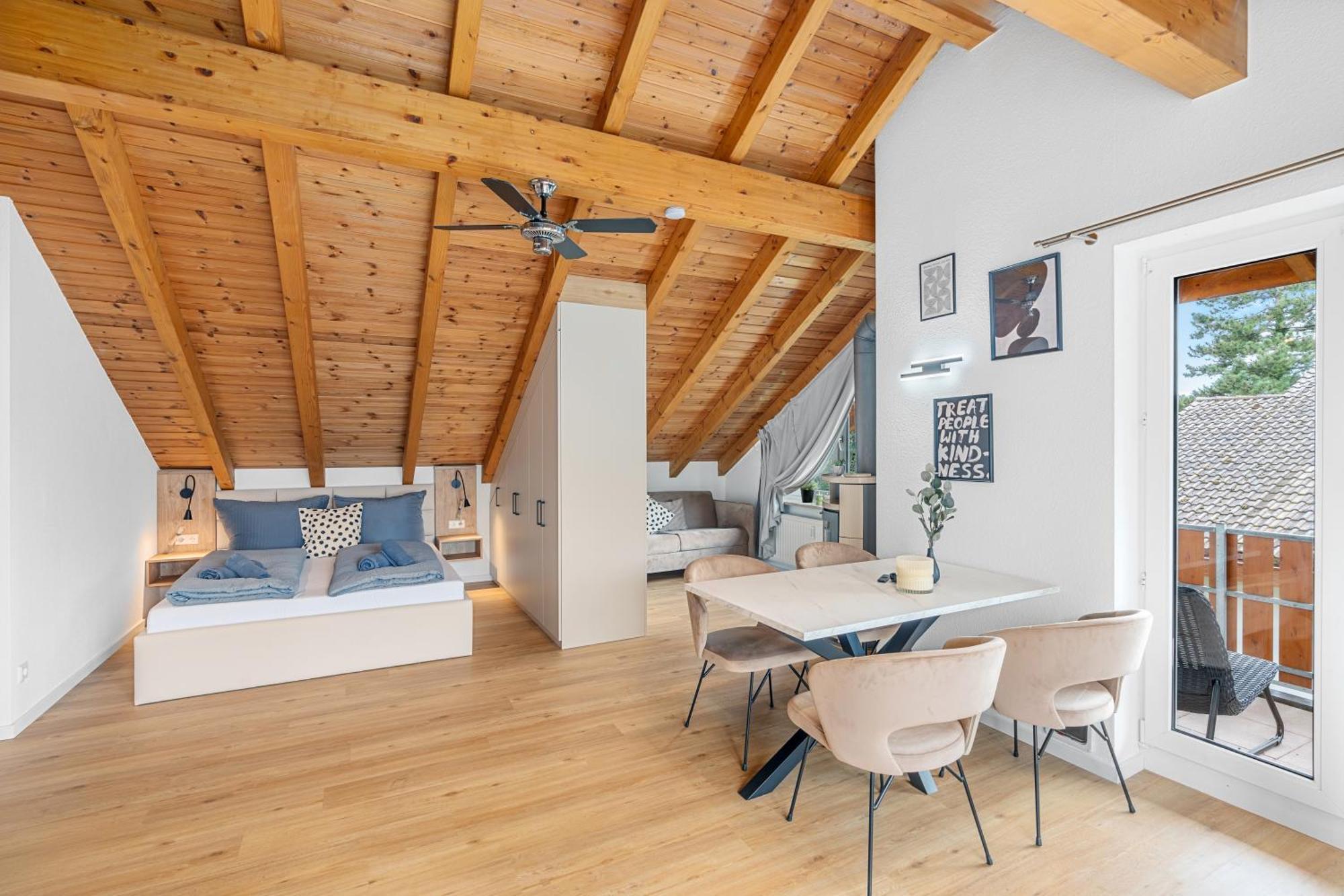 Anytime - Gaestehaus Am Weinberg In Ueberlingen Екстериор снимка
