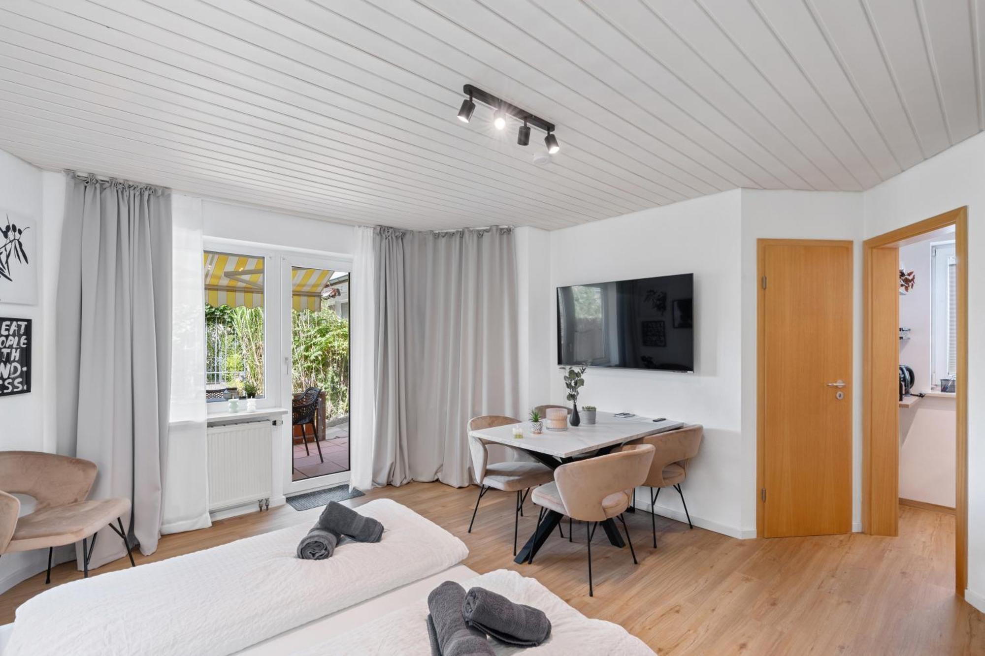 Anytime - Gaestehaus Am Weinberg In Ueberlingen Екстериор снимка