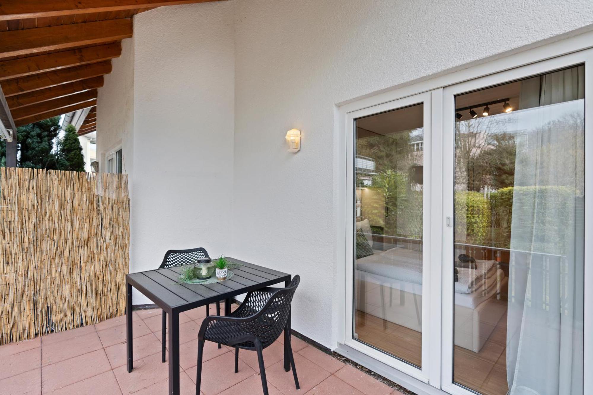 Anytime - Gaestehaus Am Weinberg In Ueberlingen Екстериор снимка